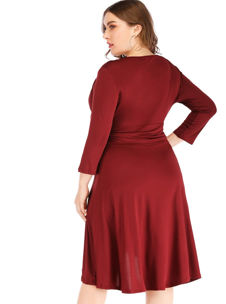 Plus Size V-neck Pleated Skirt